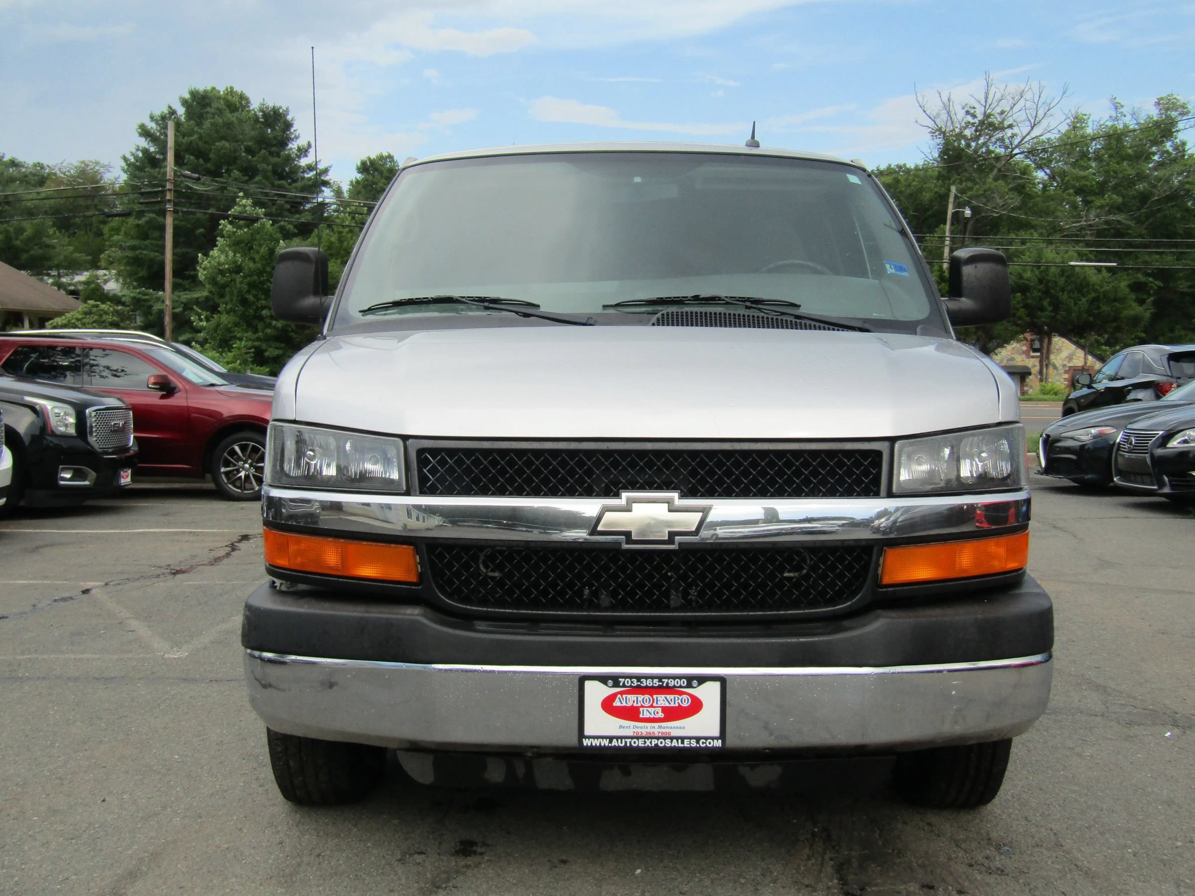 Used 2012 Chevrolet Express 3500 LT w/ LT Preferred Equipment Group RWD image 2