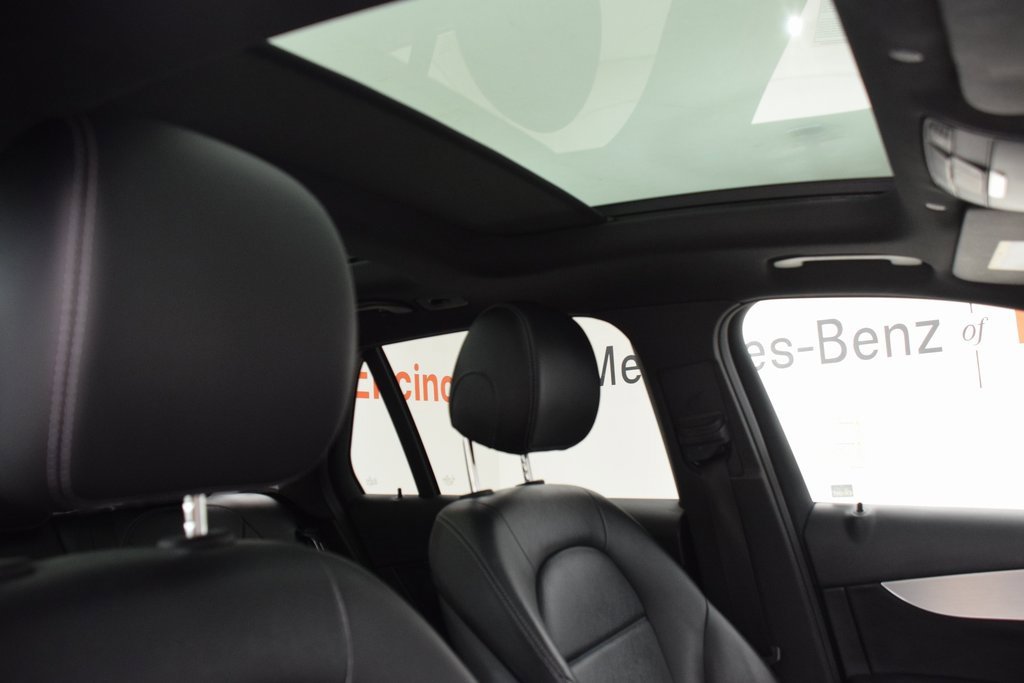 Used 2022 Mercedes-Benz GLC 300 image 17