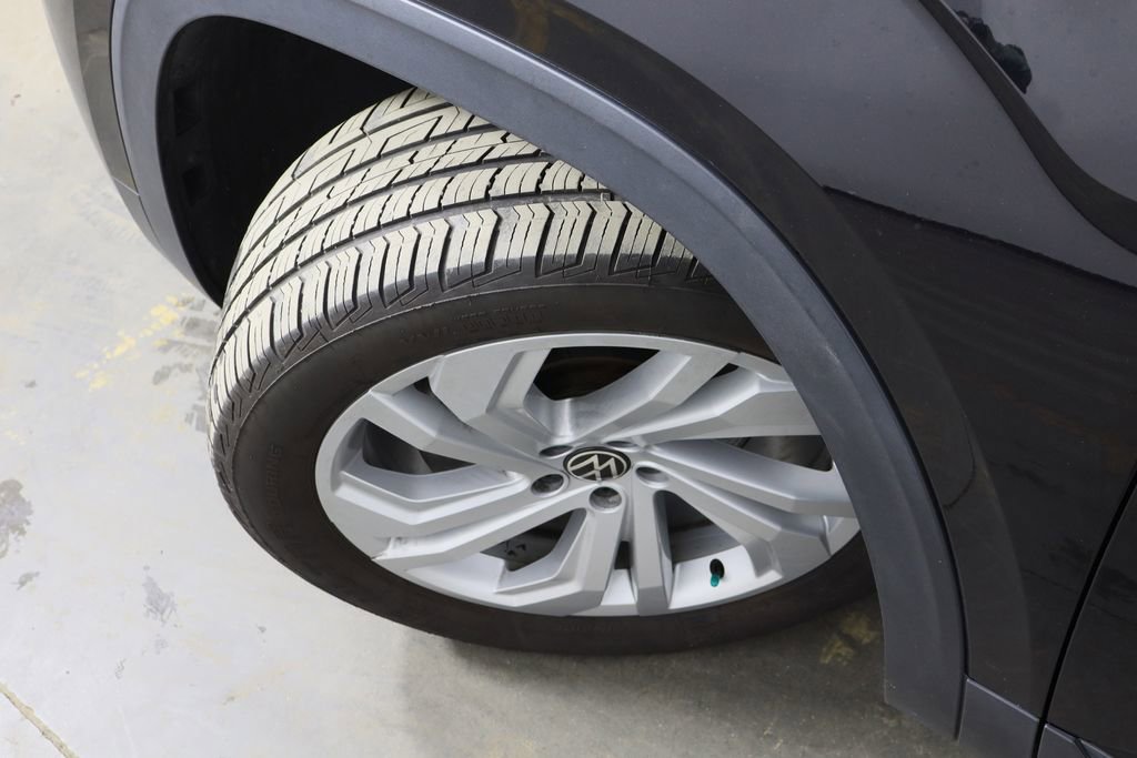 Used 2021 Volkswagen Atlas SE image 48