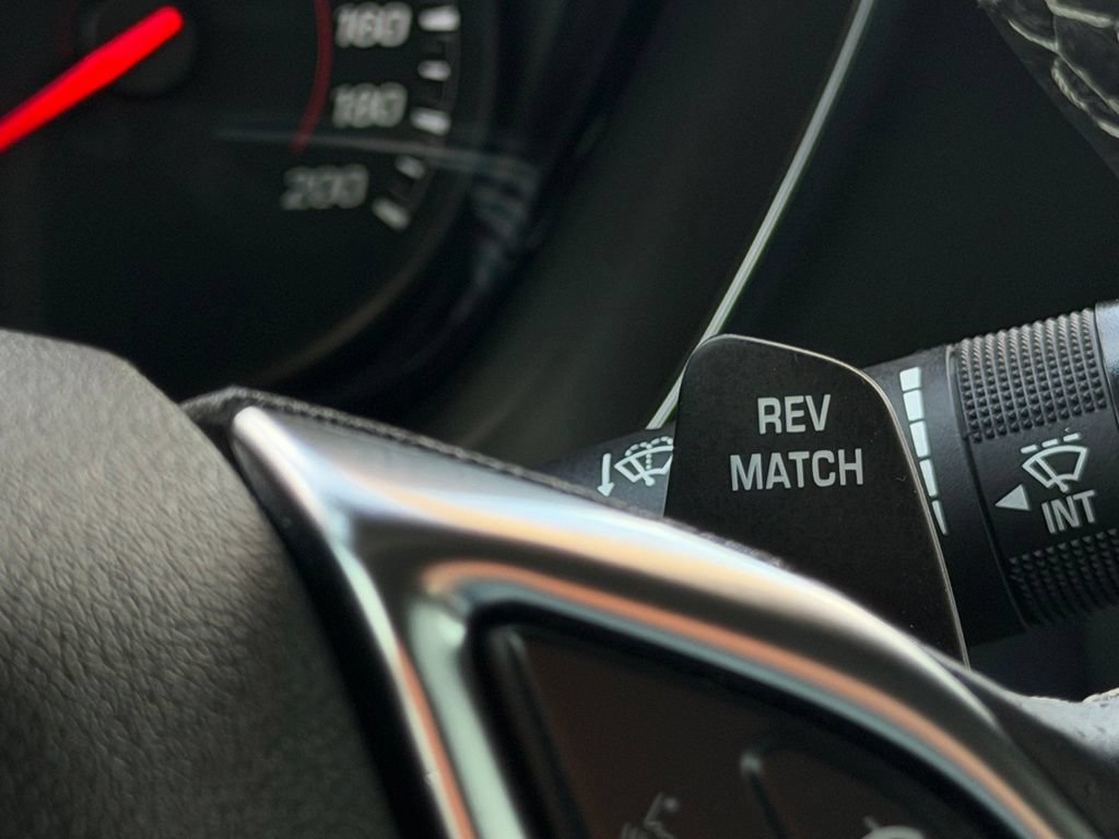 Used 2018 Chevrolet Camaro SS w/ LPO, Ground Effects Package RWD image 33