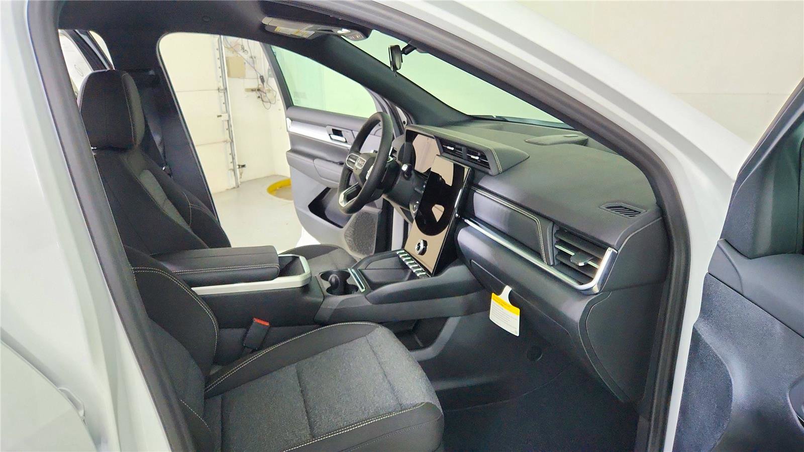 Used 2026 GMC Terrain Elevation image 35