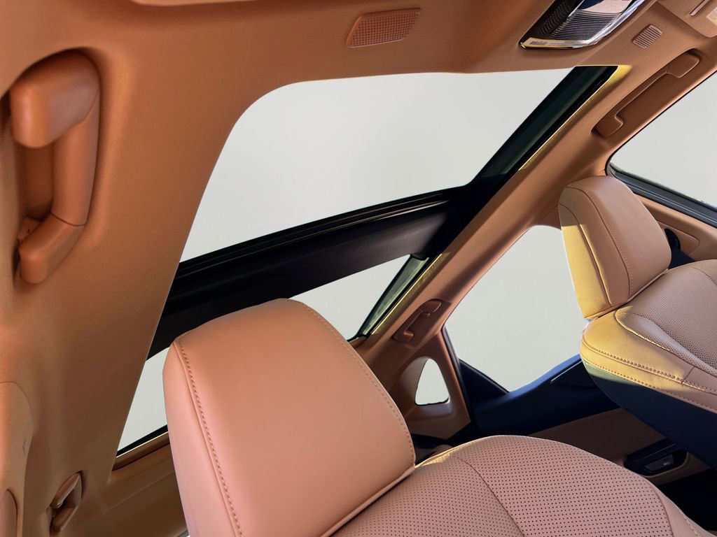 New 2025 Lexus NX 450h+ AWD w/ Luxury Package image 4