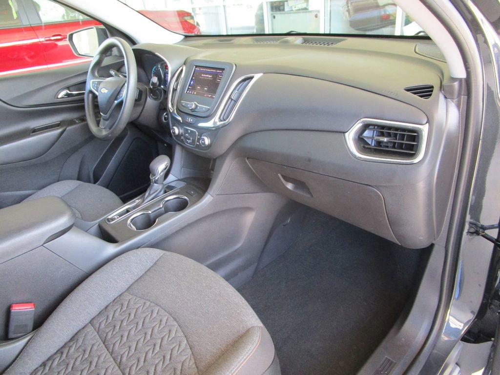 Used 2023 Chevrolet Equinox LT w/ LPO, Floor Liner Package FWD image 20