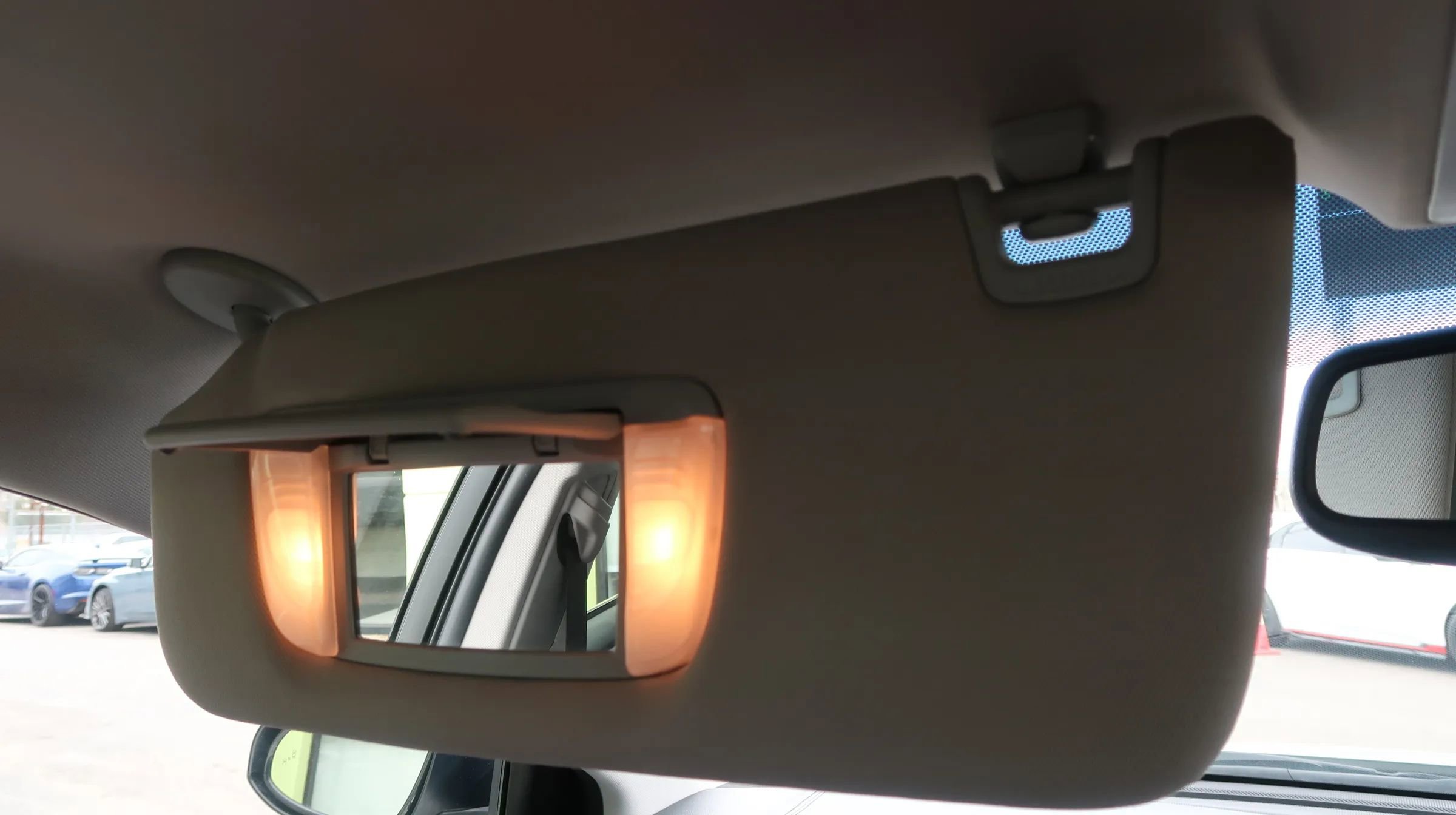 Used 2018 Toyota Avalon Limited w/ All Weather Liner Package FWD image 39