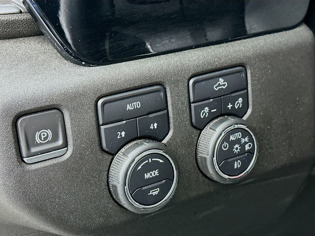 Used 2023 Chevrolet Silverado 1500 RST image 16