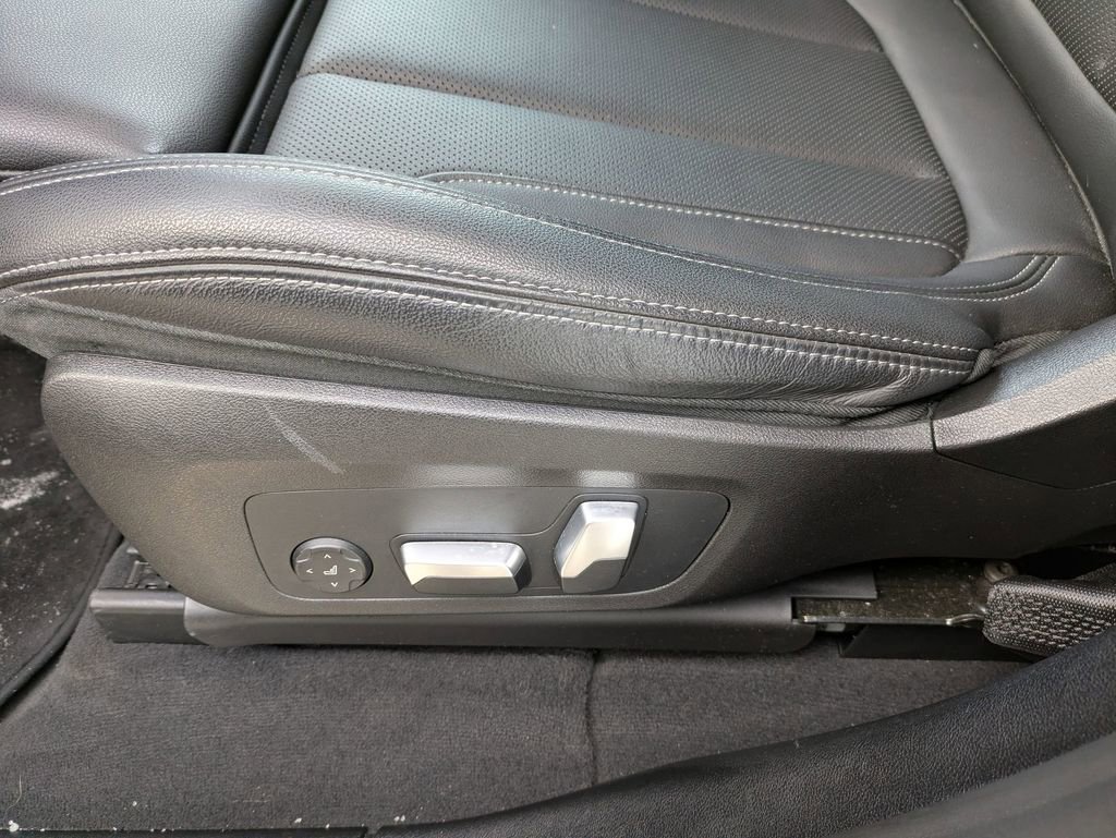 Used 2023 BMW X3 xDrive30i w/ Premium Package image 14