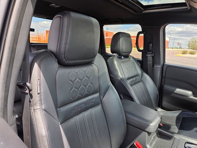 Used 2022 Nissan Frontier PRO-4X w/ Pro-4X Premium Package AWD/4WD image 37