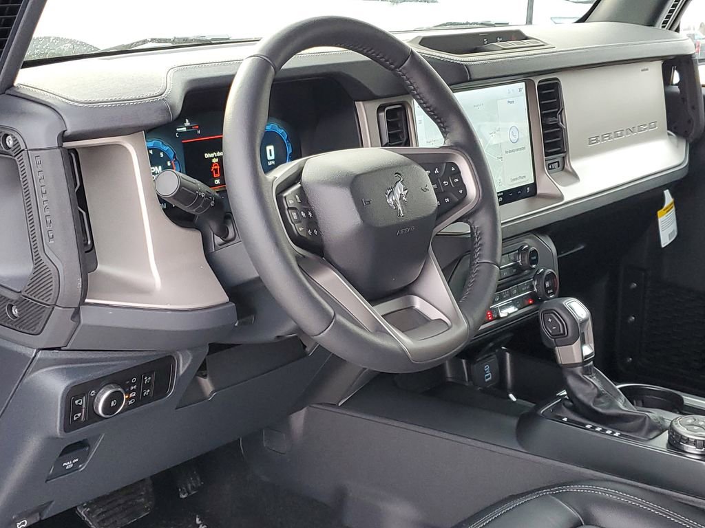 New 2025 Ford Bronco Outer Banks AWD/4WD image 9