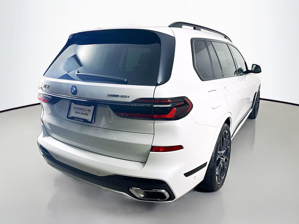 Used 2023 BMW X7 xDrive40i w/ Executive Package image 9