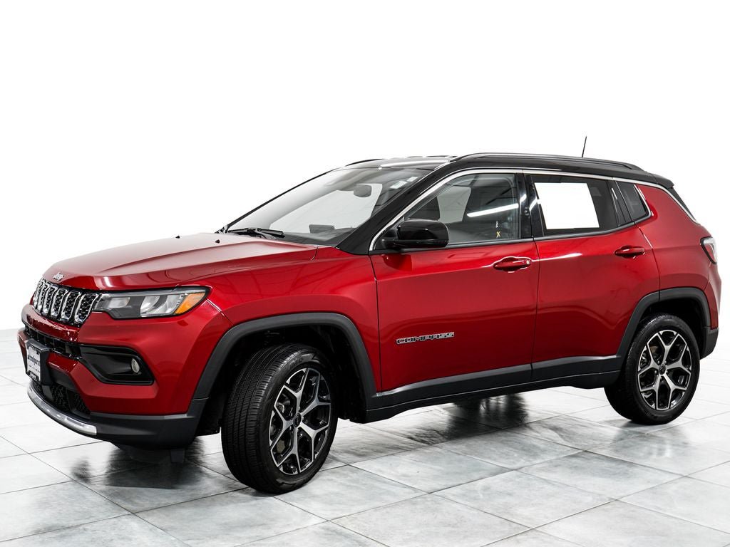 Used 2025 Jeep Compass Limited AWD/4WD image 4