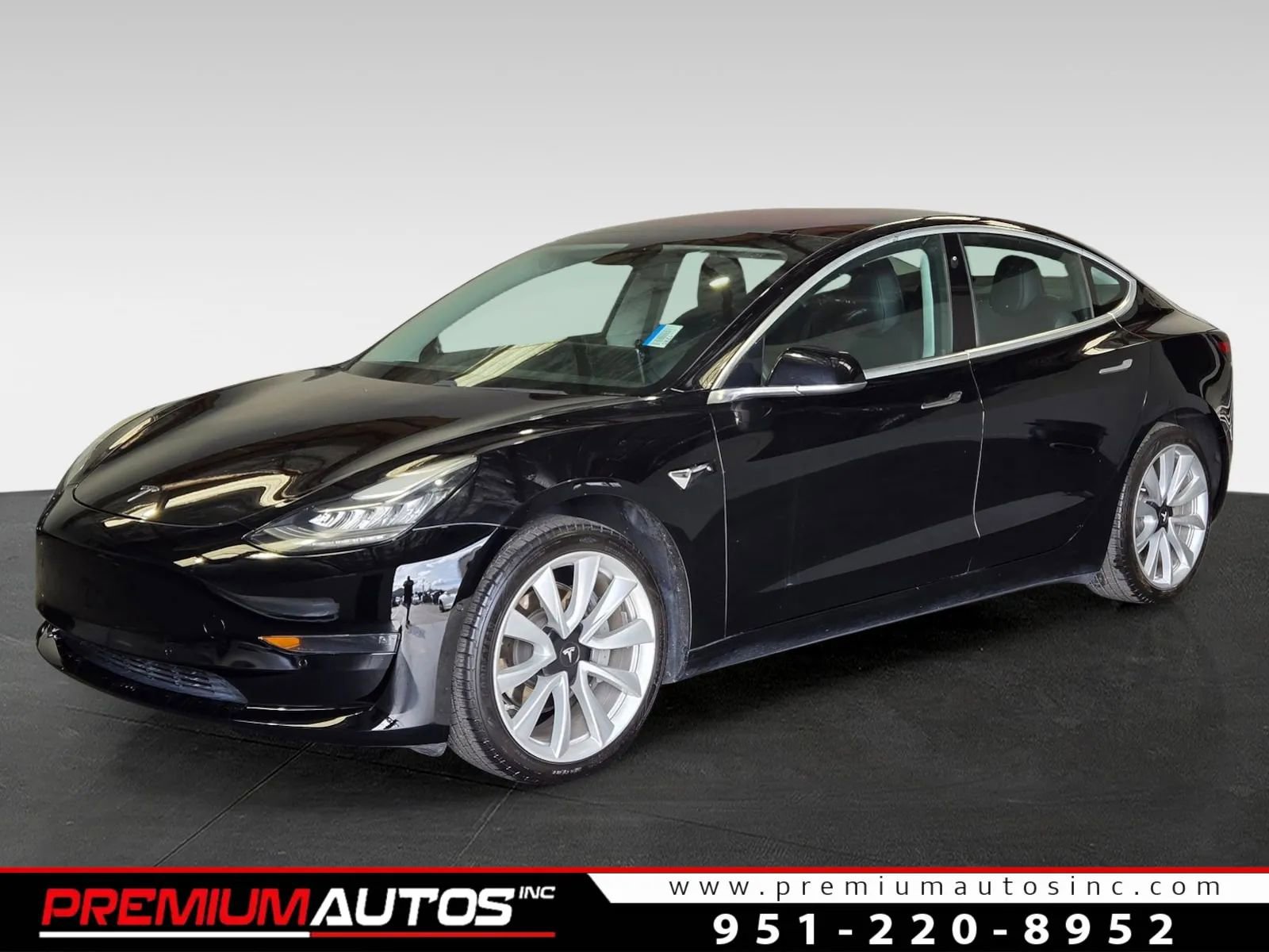 Used 2017 Tesla Model 3 Long Range RWD image 1