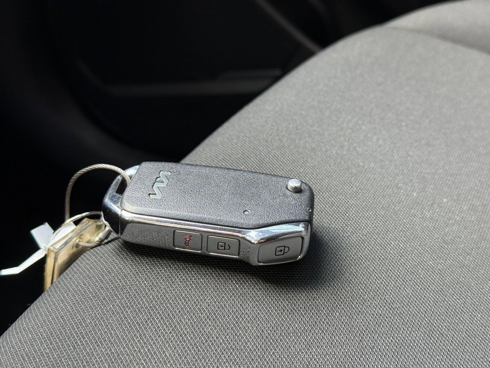 Used 2025 Kia Sportage LX FWD image 20