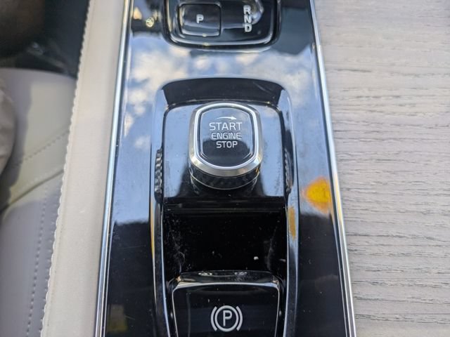 Used 2026 Volvo XC90 B6 Plus AWD/4WD image 29