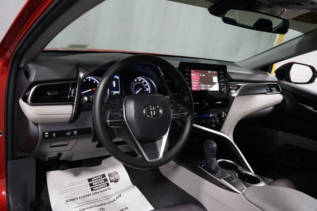 Used 2023 Toyota Camry LE image 11