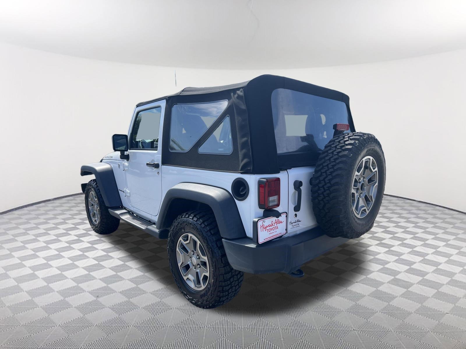 Used 2018 Jeep Wrangler Rubicon w/ Power Convenience Group image 15