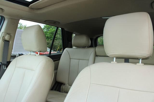 Used 2012 Hyundai Santa Fe Limited FWD image 14