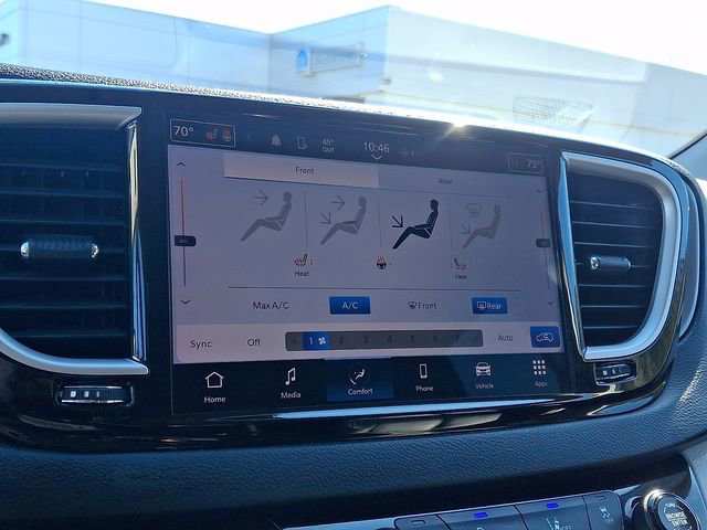Used 2023 Chrysler Pacifica Touring-L FWD image 17