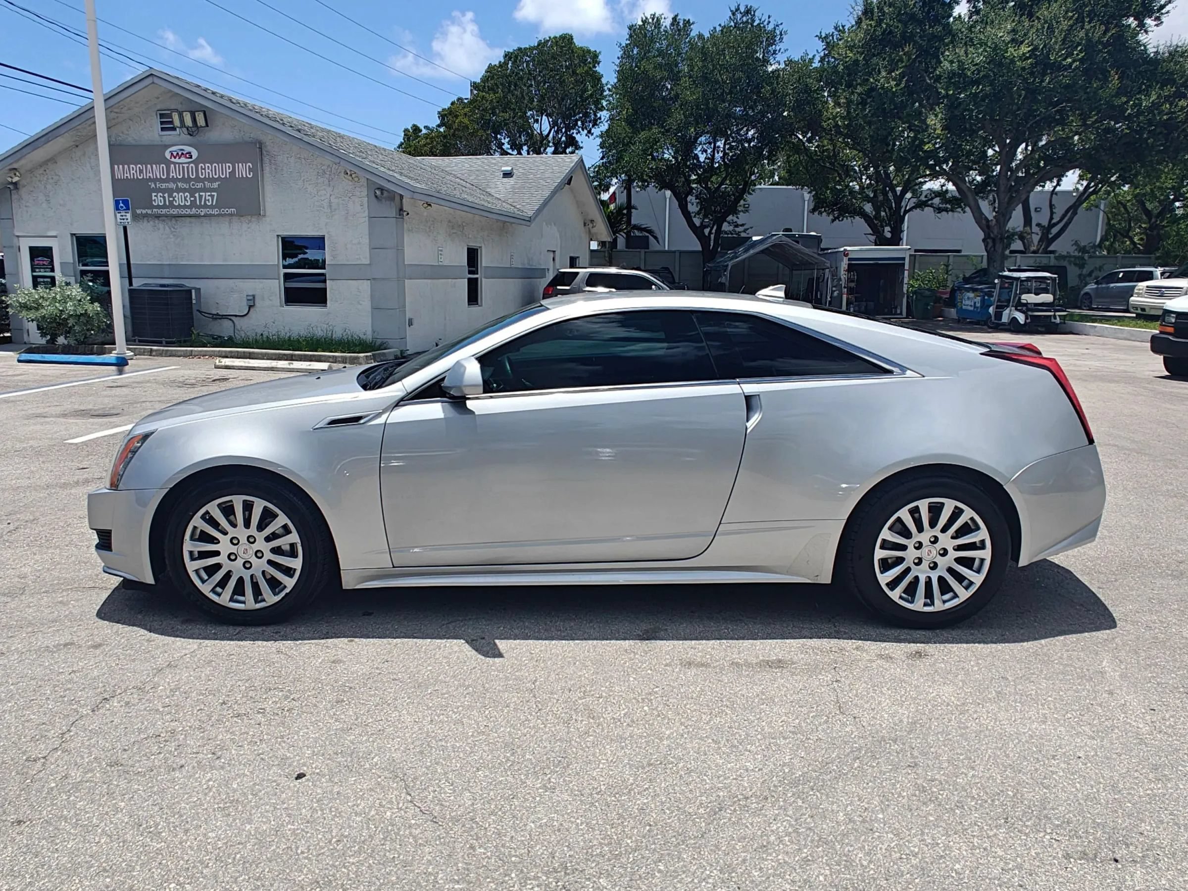 Used 2013 Cadillac CTS Coupe RWD image 4