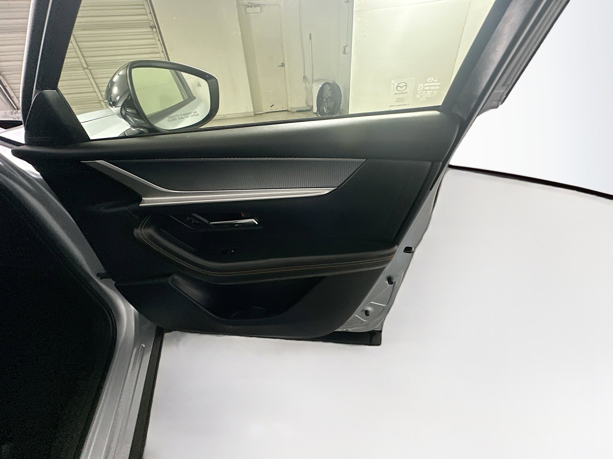 Used 2025 MAZDA CX-90 3.3 Turbo w/ Premium Sport Pkg image 35