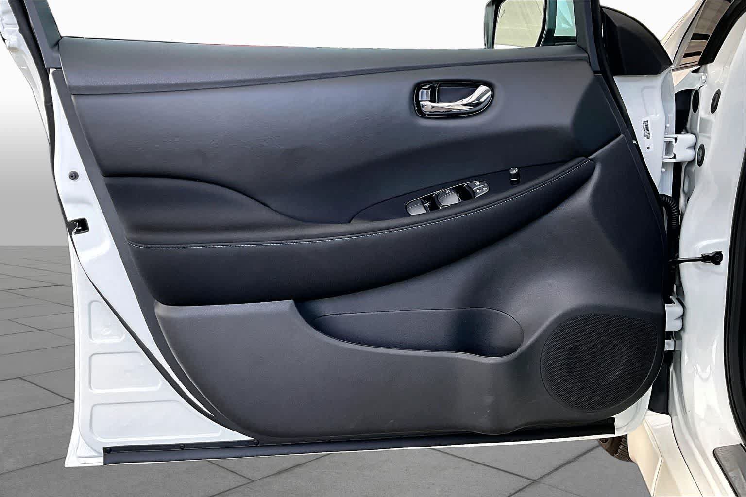 Used 2025 Nissan Leaf SV Plus FWD image 20