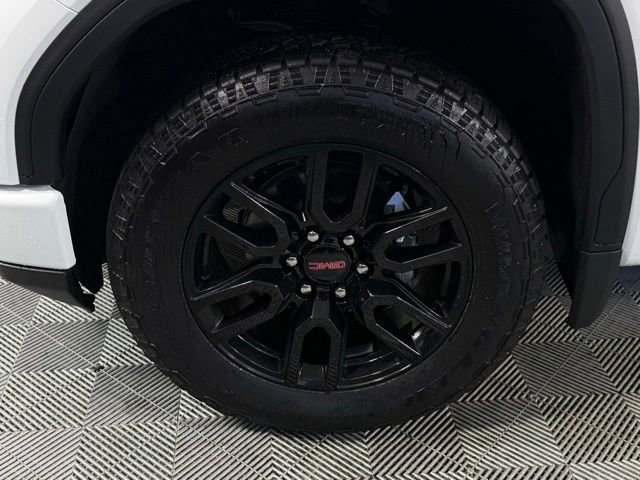 Used 2025 GMC Sierra 1500 Elevation image 7