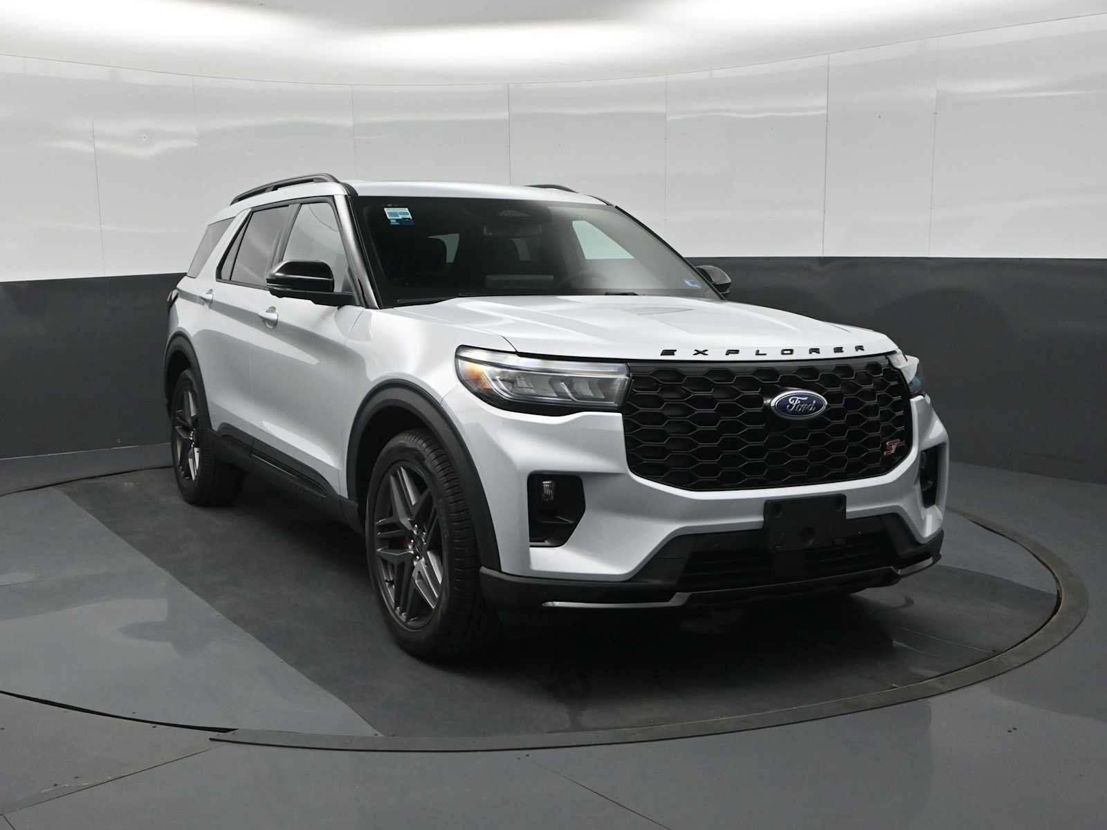 New 2026 Ford Explorer ST w/ Sun And Sound Package AWD/4WD image 2