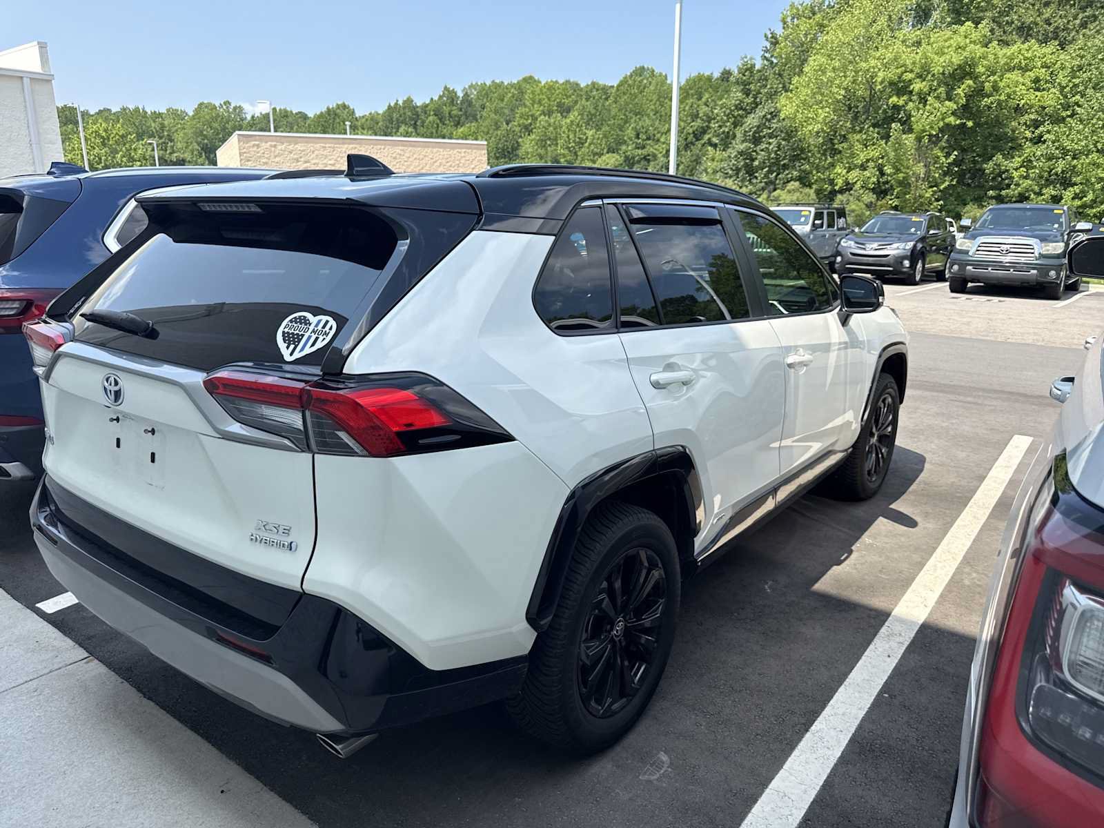 Used 2022 Toyota RAV4 XSE AWD/4WD image 41