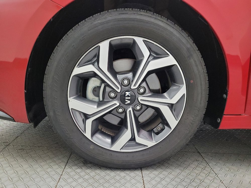 Used 2019 Kia Forte LXS image 31