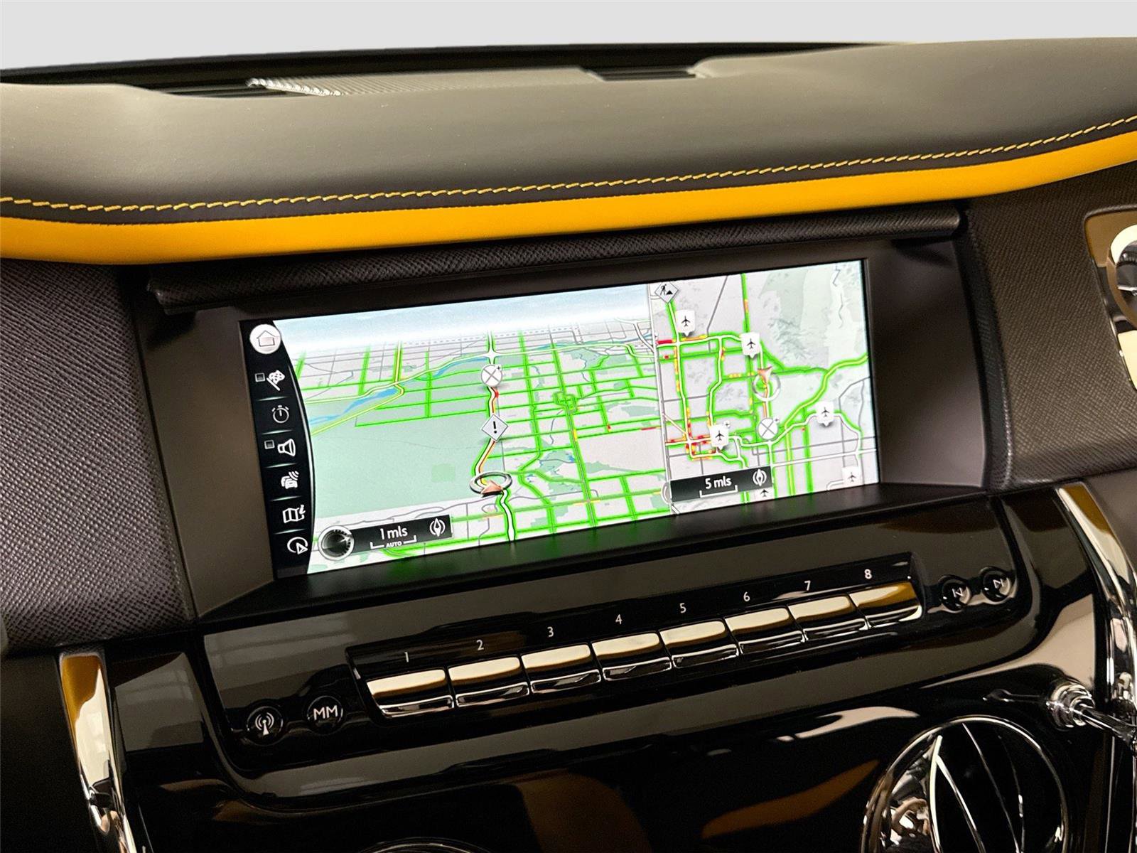 Used 2022 Rolls-Royce Cullinan w/ Interior Detailing Package image 18