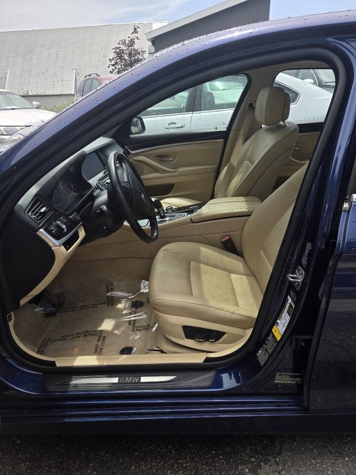 Used 2013 BMW 535i xDrive Sedan AWD/4WD image 10