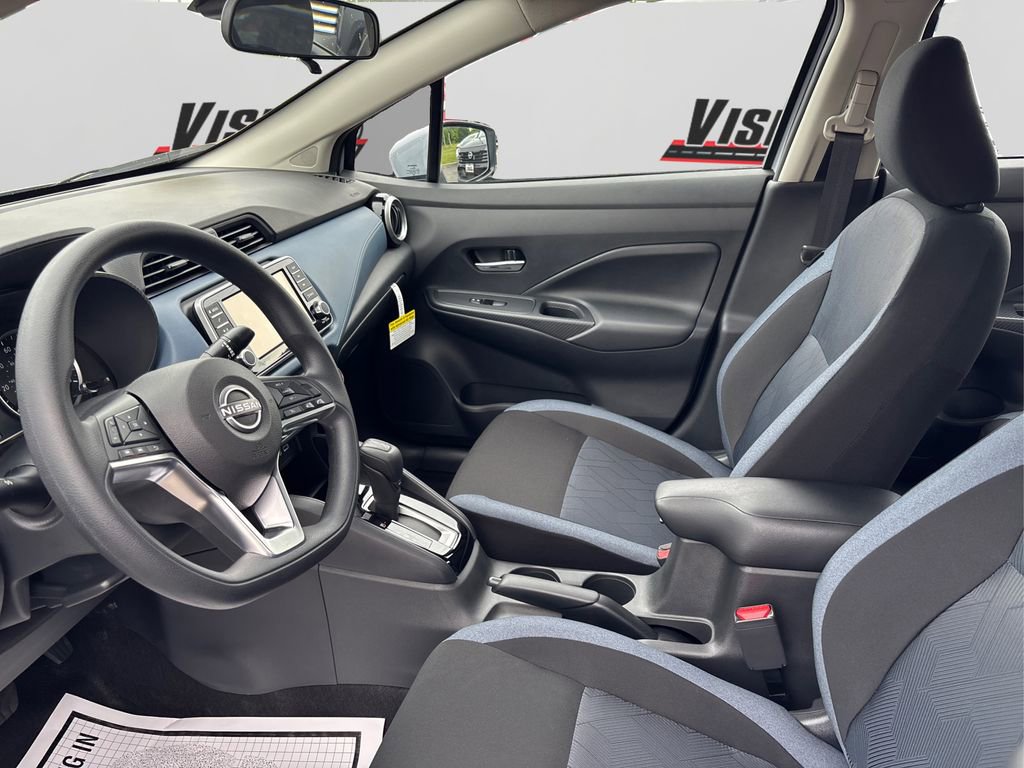 Certified 2025 Nissan Versa SV image 9