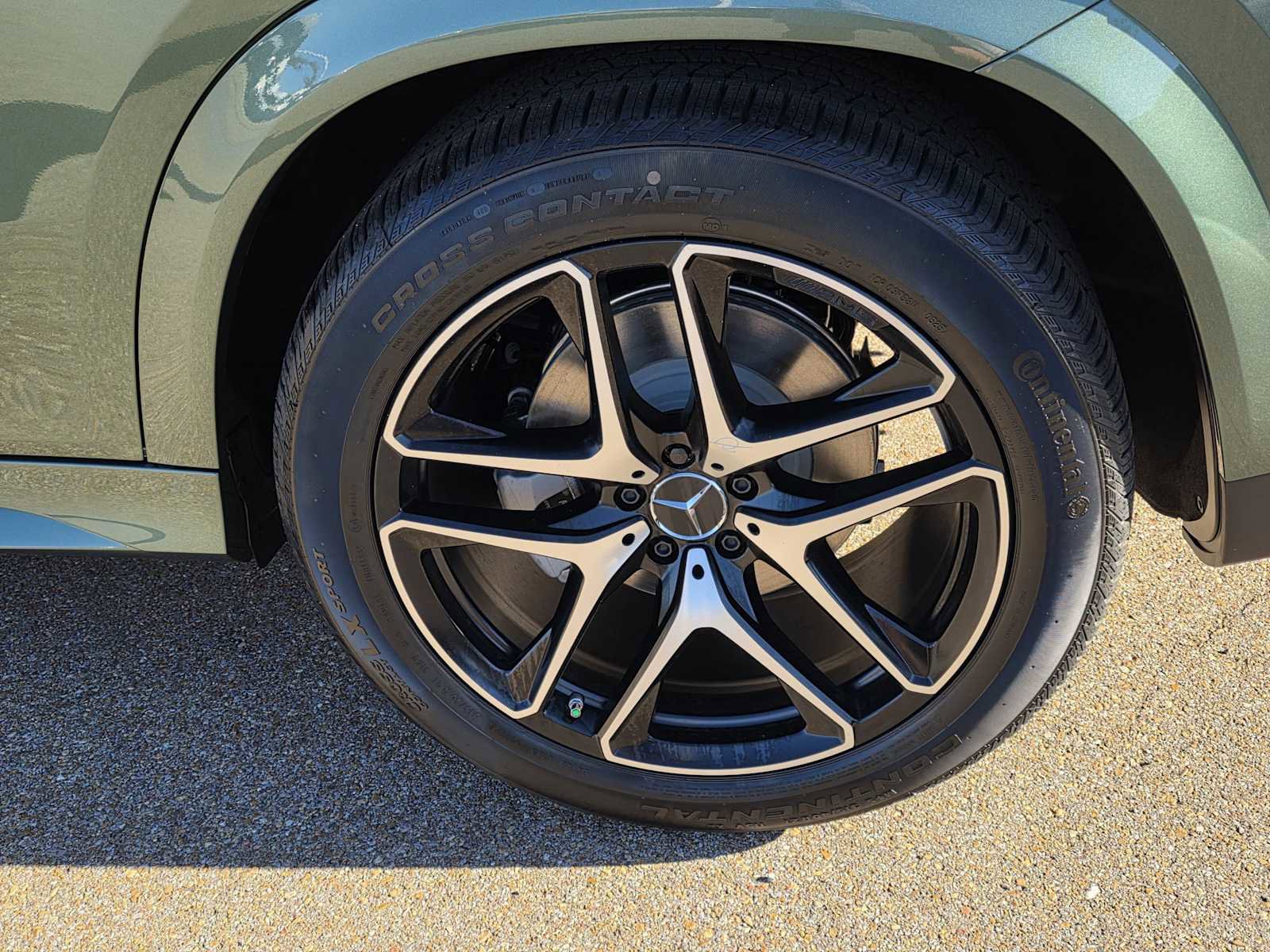 New 2026 Mercedes-Benz GLE 53 AMG 4MATIC Coupe image 28