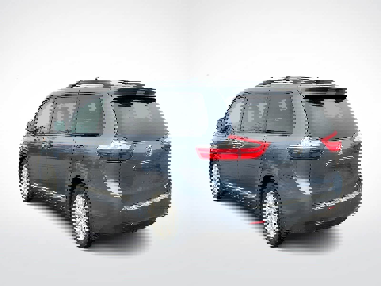 Used 2015 Toyota Sienna XLE Premium image 6