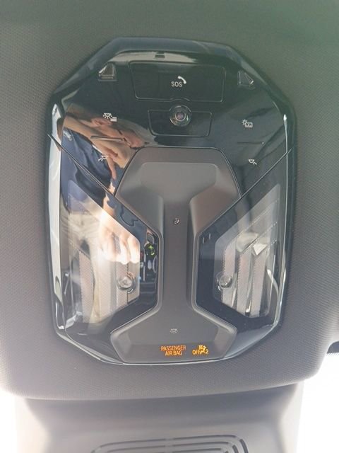 New 2026 BMW iX M70 image 28