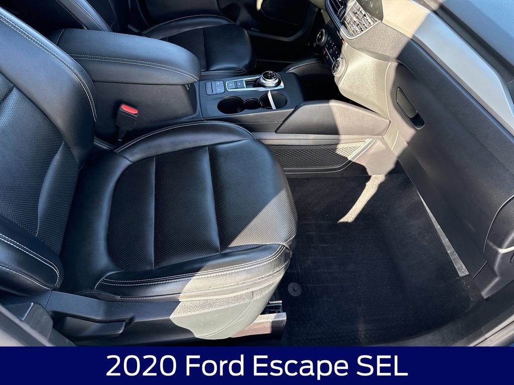 Used 2020 Ford Escape SEL image 13