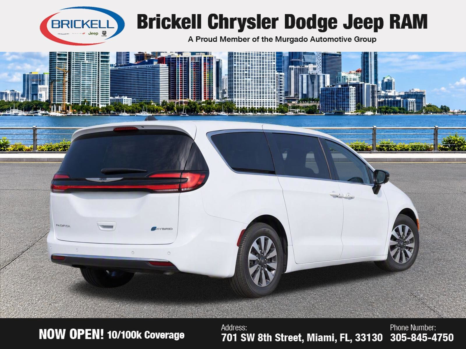 Used 2024 Chrysler Pacifica Limited FWD image 4