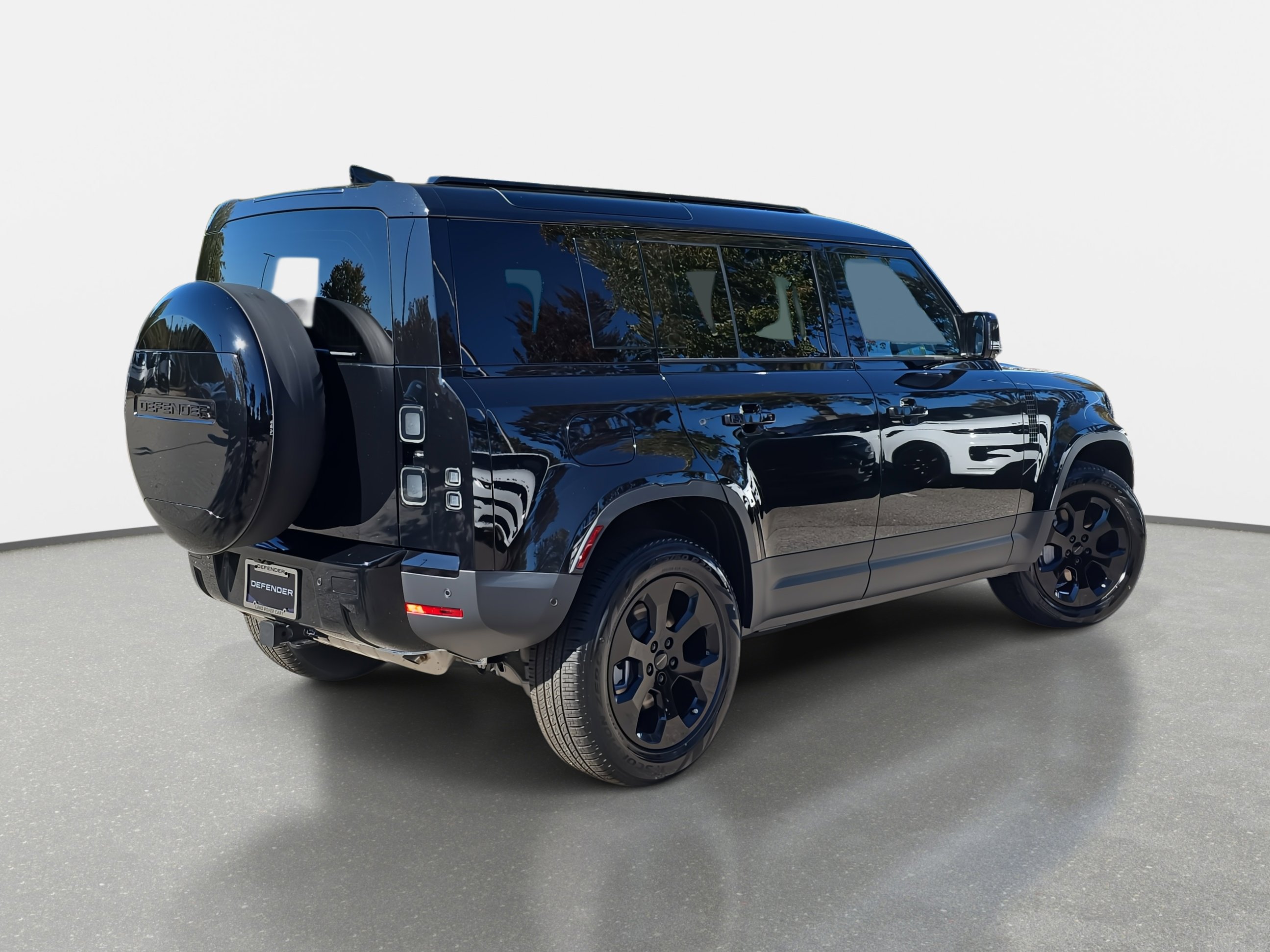 New 2026 Land Rover Defender 110 S image 5