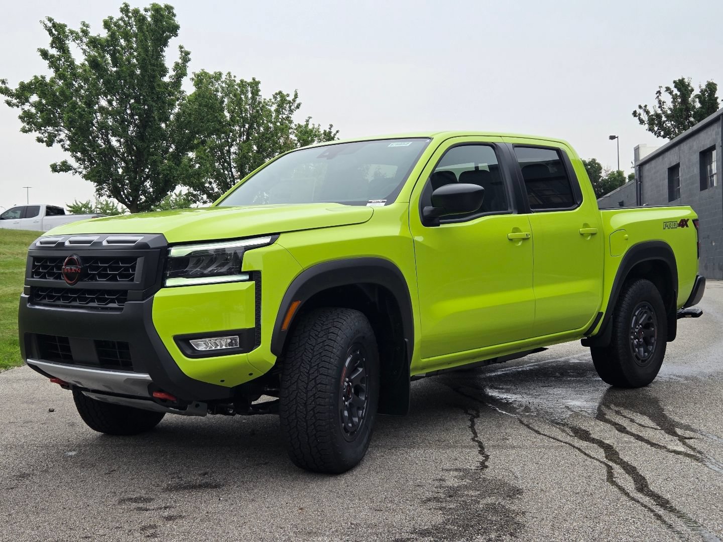 New 2026 Nissan Frontier PRO-4X w/ Tow Package AWD/4WD image 13