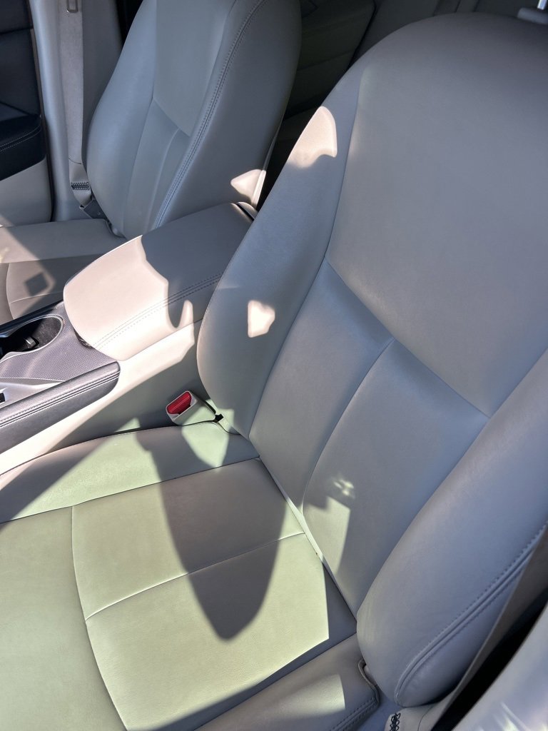 Used 2017 INFINITI Q50 Signature Edition w/ Cargo Package (L95) image 5