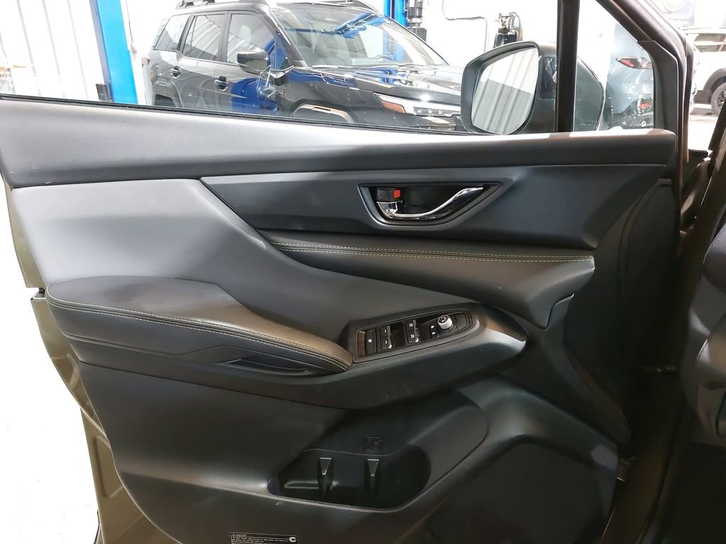 Used 2023 Subaru Ascent Onyx Edition image 28