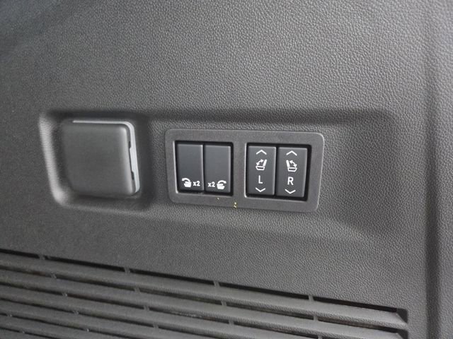 New 2026 GMC Yukon XL Denali w/ Sun & Power Step Package image 20