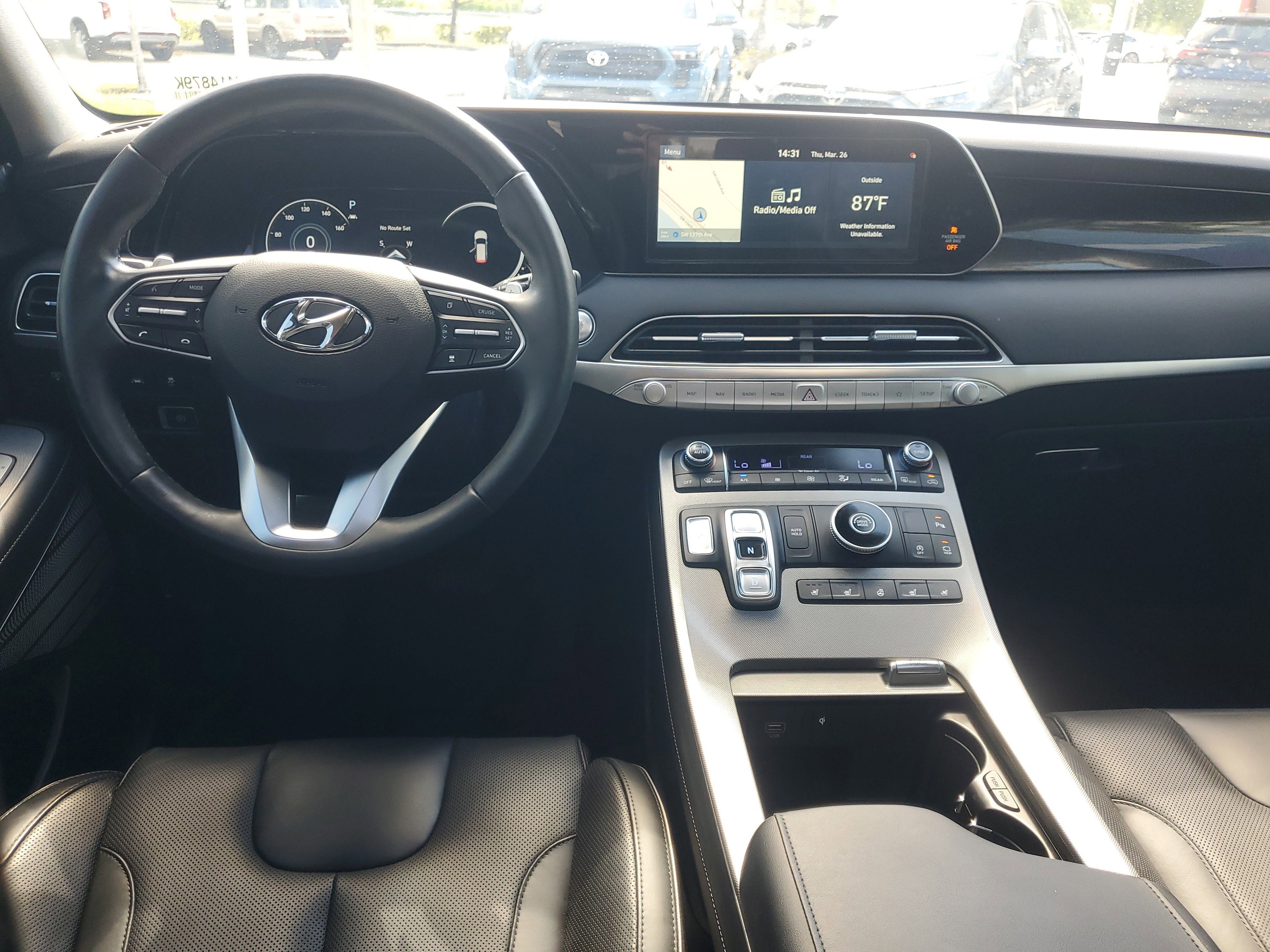 Used 2021 Hyundai Palisade Limited image 11