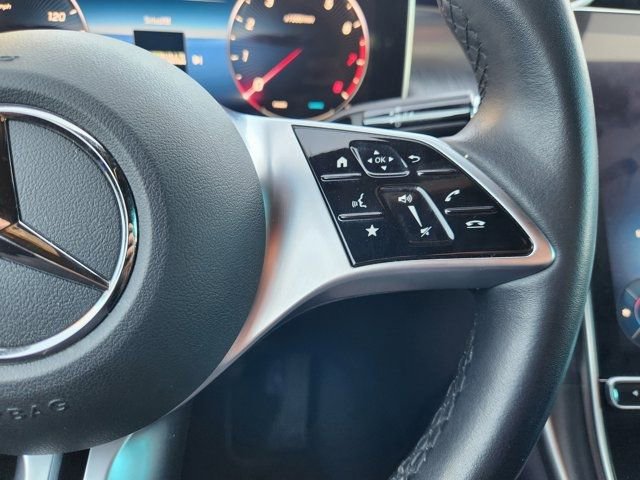 Used 2024 Mercedes-Benz GLC 300 4MATIC image 30