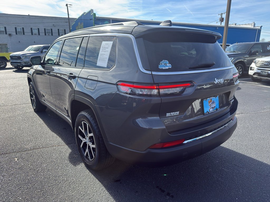 Used 2025 Jeep Grand Cherokee L Limited image 10