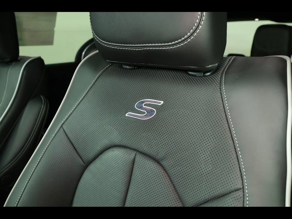 New 2026 Chrysler Pacifica Limited w/ S Appearance Package image 25