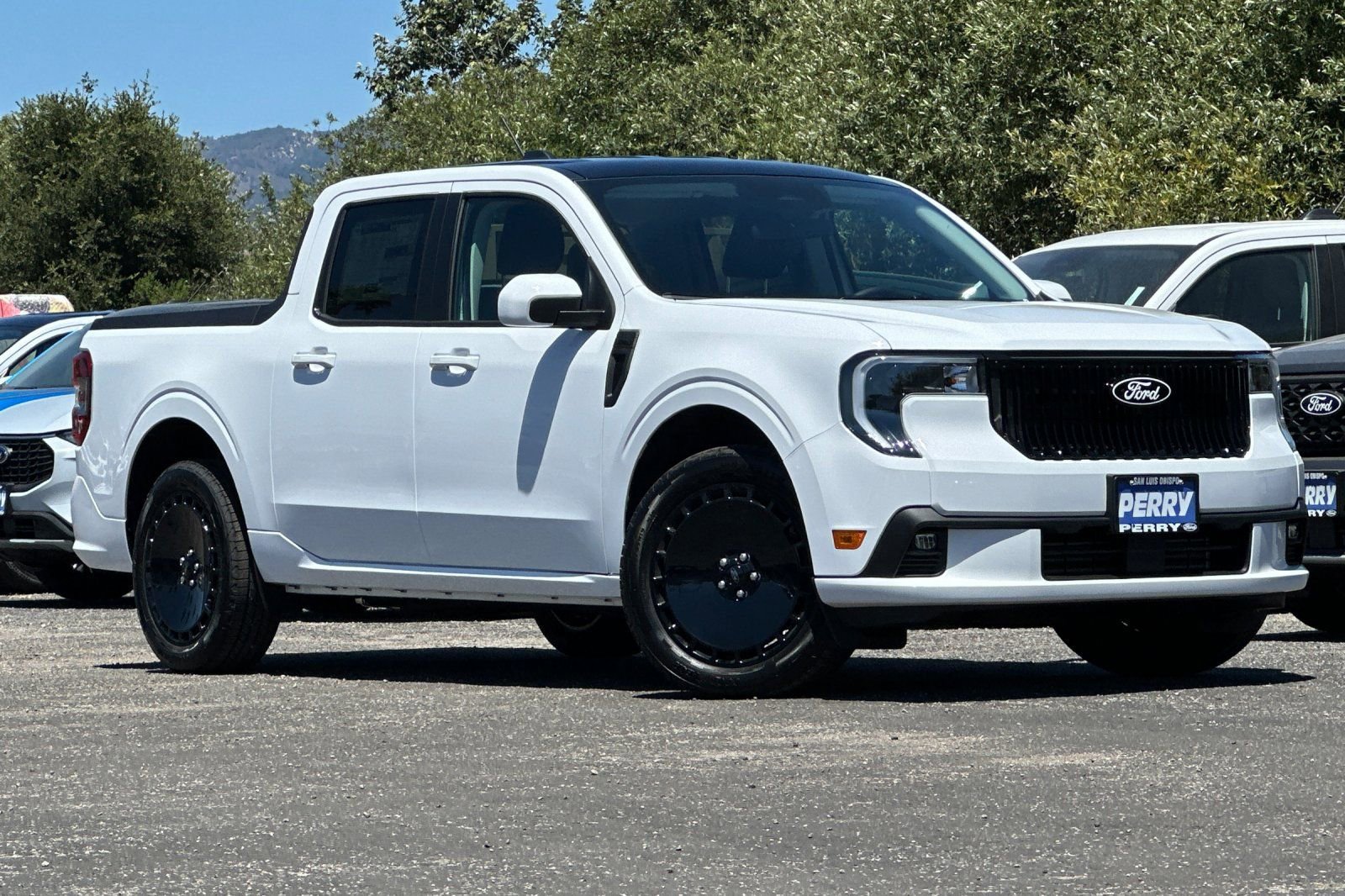 New 2025 Ford Maverick Lobo