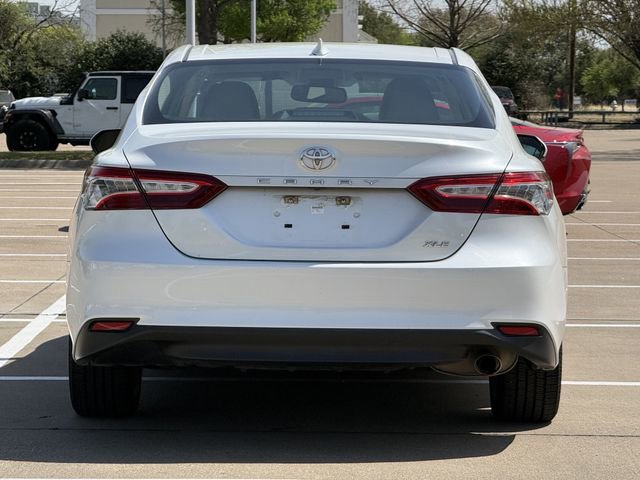 Used 2019 Toyota Camry XLE image 5
