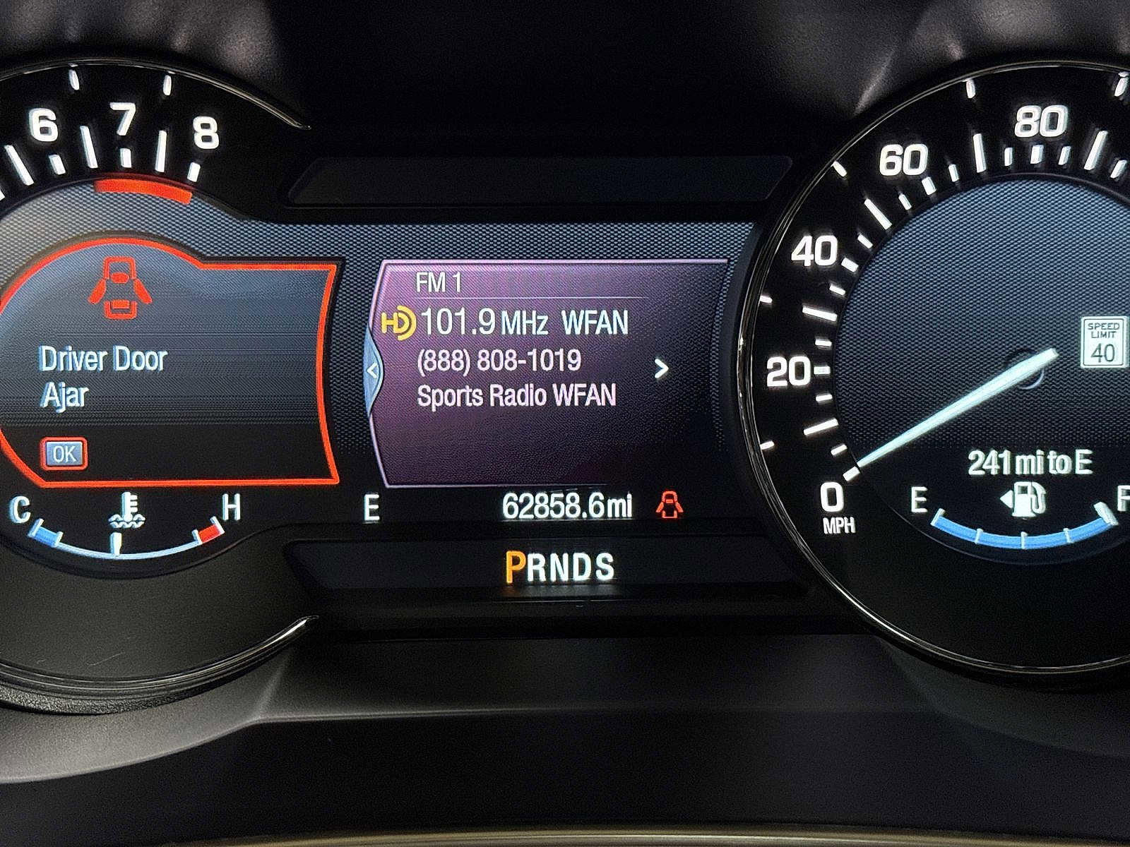 Used 2016 Lincoln MKX Reserve w/ Cargo Accessories Package image 19