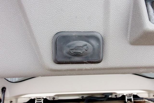 Used 2014 Chevrolet Traverse LTZ w/ LPO, 'HIT The Road' Package image 35