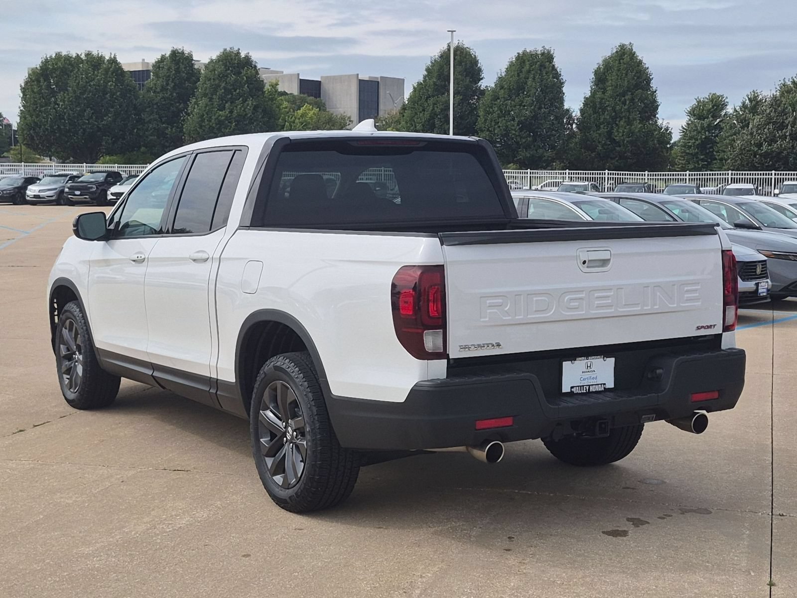 Certified 2024 Honda Ridgeline Sport image 8